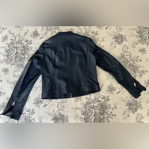 Cropped, indigo blue, perforated leather jacket - Picture 10 of 16